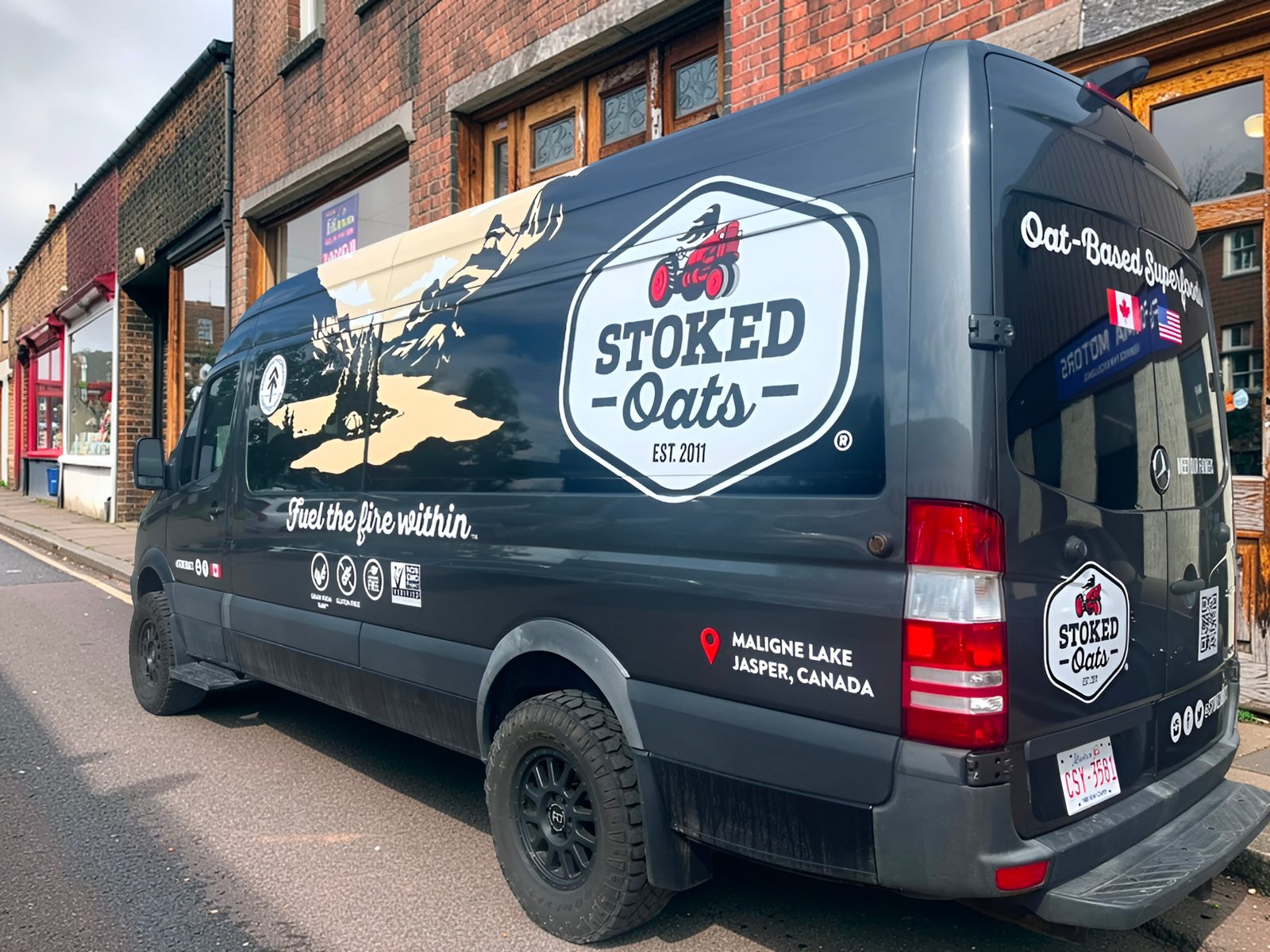 Retail business vehicle with KingSkinz graphics